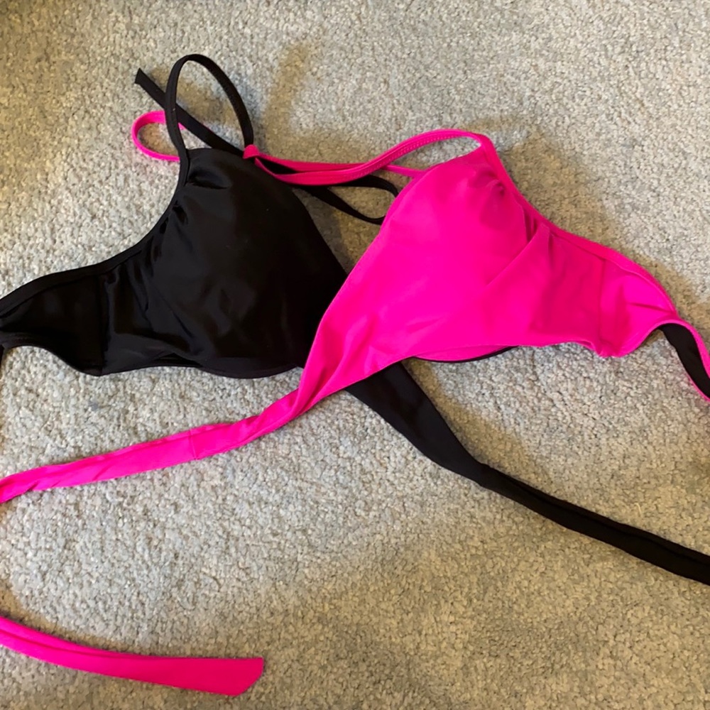 Victoria’s Secret Wrap Bikini Swim Top 34C